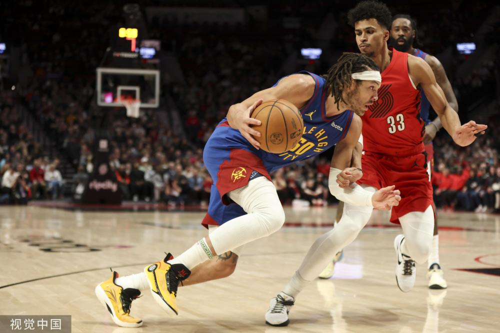 他通过精细 他通过精细