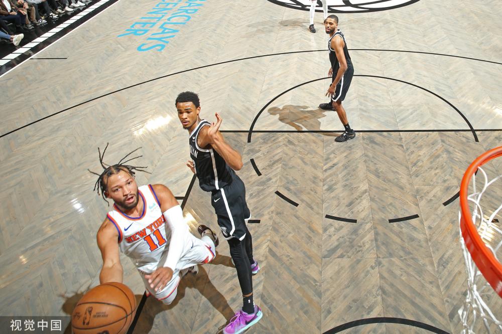 凭借丰富的 凭借丰富的