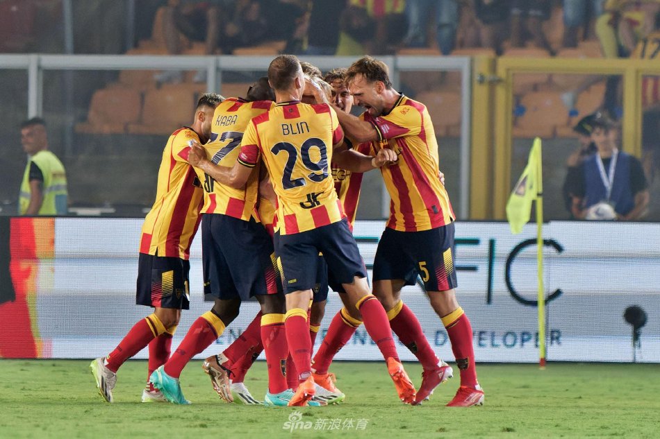 女篮中锋陈 女篮中锋陈